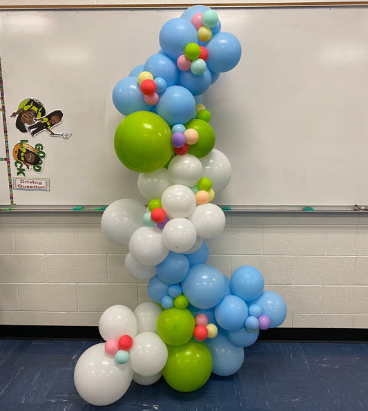 Freestanding Garland